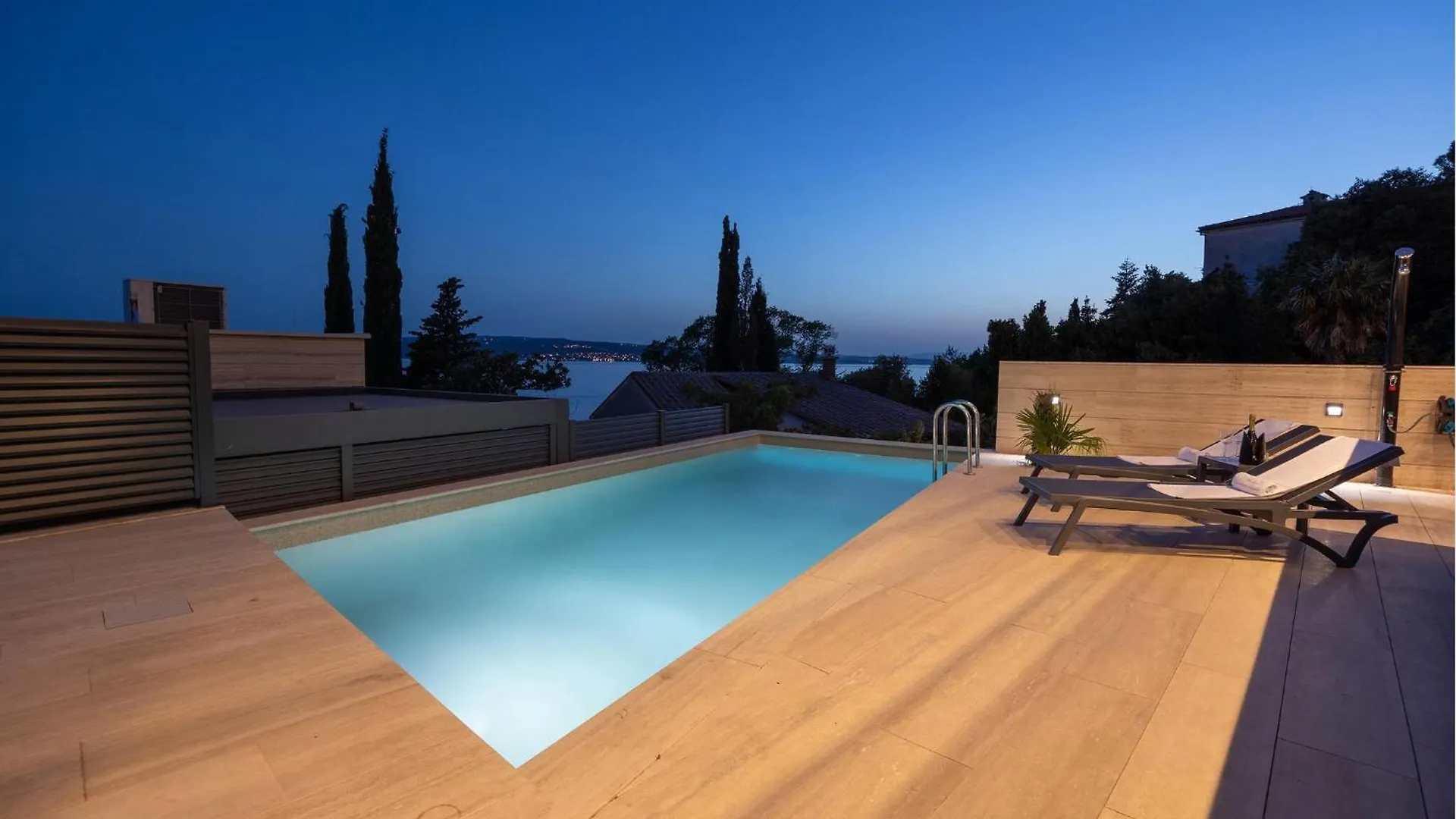 Nice Apartment In Crikvenica