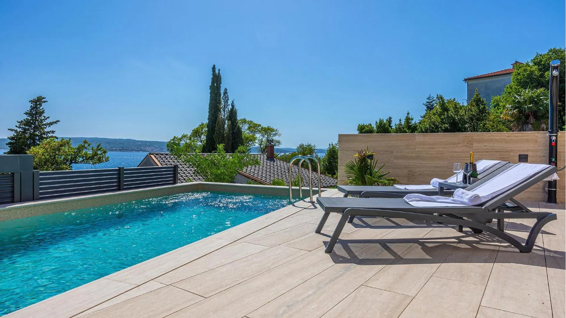 Nice Apartment In Crikvenica